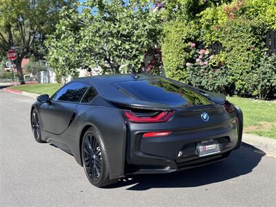 2019 BMW i8 - Photo 19 - Studio City, CA 91604