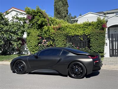 2019 BMW i8 - Photo 15 - Studio City, CA 91604