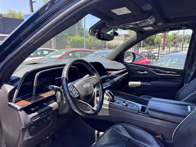 2022 Cadillac Escalade ESV Premium Luxury   - Photo 12 - Studio City, CA 91604