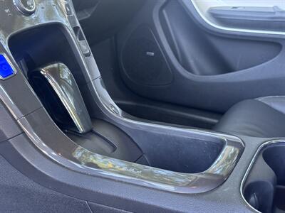 2015 Chevrolet Volt Premium   - Photo 33 - Studio City, CA 91604