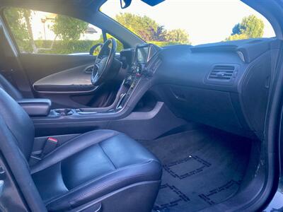 2015 Chevrolet Volt Premium   - Photo 30 - Studio City, CA 91604