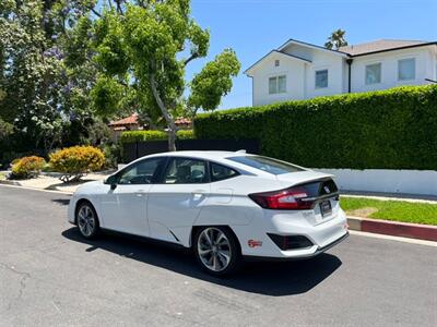 2018 Honda Clarity Plug-In Hybrid   - Photo 9 - Studio City, CA 91604