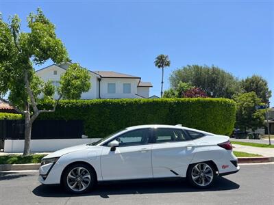 2018 Honda Clarity Plug-In Hybrid   - Photo 8 - Studio City, CA 91604