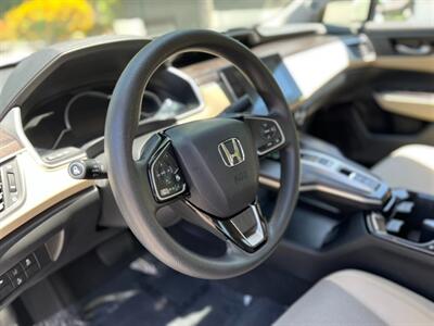 2018 Honda Clarity Plug-In Hybrid   - Photo 30 - Studio City, CA 91604