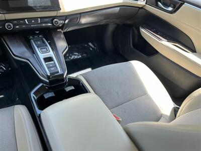 2018 Honda Clarity Plug-In Hybrid   - Photo 33 - Studio City, CA 91604