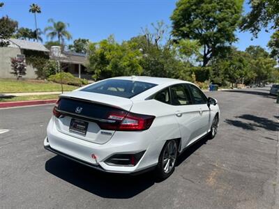 2018 Honda Clarity Plug-In Hybrid   - Photo 13 - Studio City, CA 91604