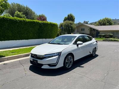2018 Honda Clarity Plug-In Hybrid   - Photo 2 - Studio City, CA 91604