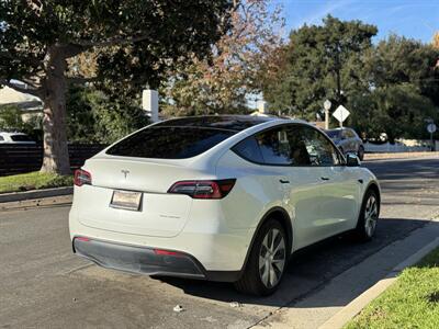 2022 Tesla Model Y Long Range   - Photo 40 - Studio City, CA 91604