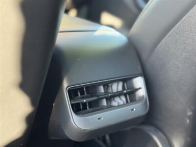 2022 Tesla Model Y Long Range   - Photo 28 - Studio City, CA 91604