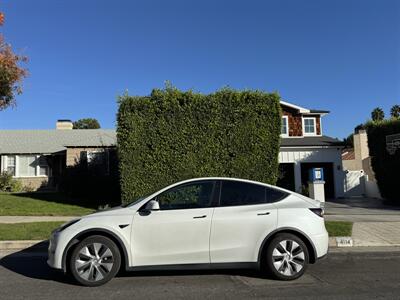 2022 Tesla Model Y Long Range   - Photo 54 - Studio City, CA 91604