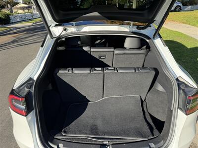 2022 Tesla Model Y Long Range   - Photo 15 - Studio City, CA 91604
