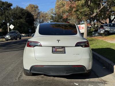 2022 Tesla Model Y Long Range   - Photo 41 - Studio City, CA 91604