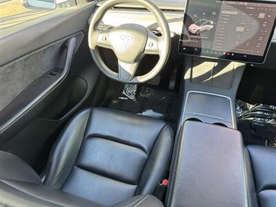 2022 Tesla Model Y Long Range   - Photo 22 - Studio City, CA 91604