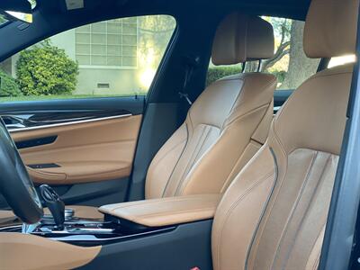 2018 BMW 5 Series 530e iPerformance  M Sports Package - Photo 17 - Studio City, CA 91604
