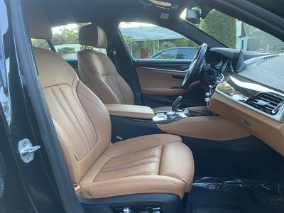 2018 BMW 5 Series 530e iPerformance  M Sports Package - Photo 27 - Studio City, CA 91604