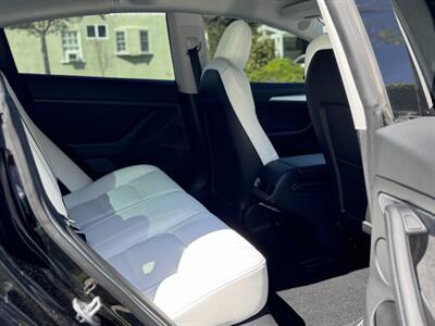 2022 Tesla Model 3 Long Range   - Photo 34 - Studio City, CA 91604