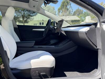 2022 Tesla Model 3 Long Range   - Photo 27 - Studio City, CA 91604