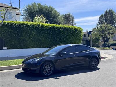 2022 Tesla Model 3 Long Range   - Photo 1 - Studio City, CA 91604