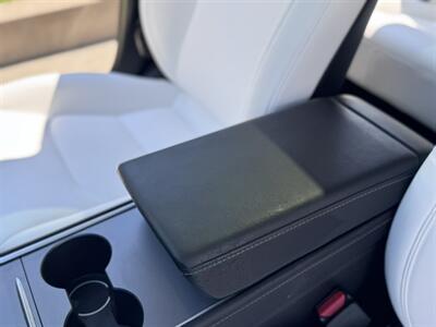 2022 Tesla Model 3 Long Range   - Photo 49 - Studio City, CA 91604