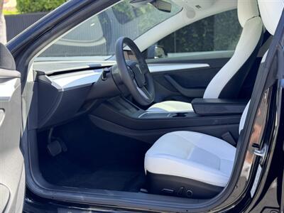 2022 Tesla Model 3 Long Range   - Photo 17 - Studio City, CA 91604