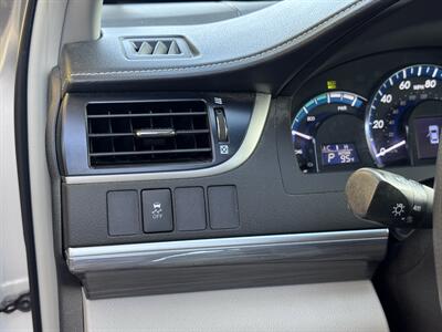 2013 Toyota Camry Hybrid LE - Photo 32 - Studio City, CA 91604