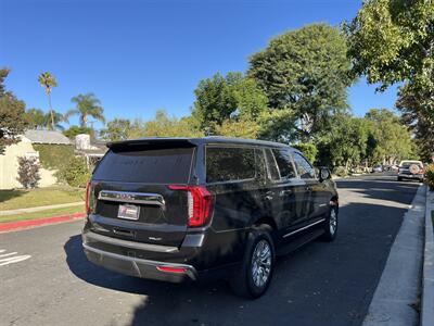 2022 GMC Yukon XL SLT   - Photo 13 - Studio City, CA 91604