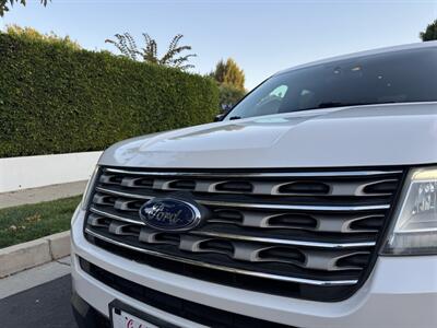 2017 Ford Explorer XLT   - Photo 6 - Studio City, CA 91604
