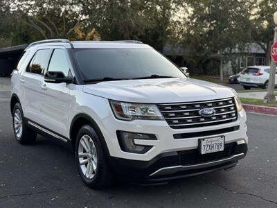 2017 Ford Explorer XLT   - Photo 9 - Studio City, CA 91604