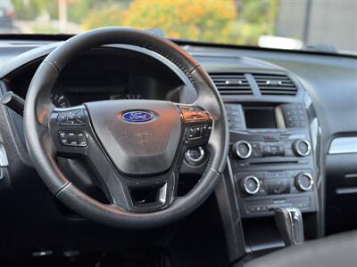 2017 Ford Explorer XLT   - Photo 57 - Studio City, CA 91604