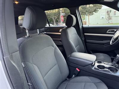 2017 Ford Explorer XLT   - Photo 77 - Studio City, CA 91604