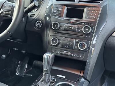 2017 Ford Explorer XLT   - Photo 84 - Studio City, CA 91604