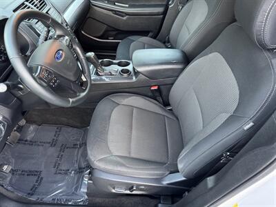 2017 Ford Explorer XLT   - Photo 38 - Studio City, CA 91604