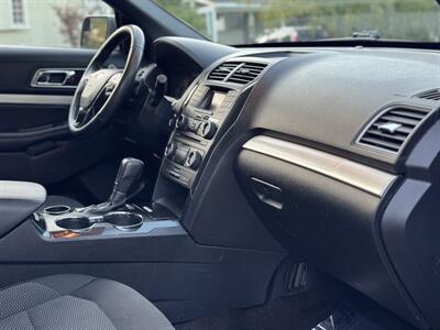 2017 Ford Explorer XLT   - Photo 80 - Studio City, CA 91604