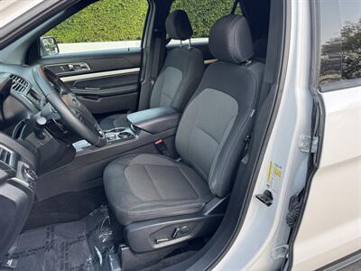 2017 Ford Explorer XLT   - Photo 39 - Studio City, CA 91604