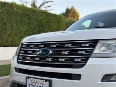 2017 Ford Explorer XLT   - Photo 14 - Studio City, CA 91604