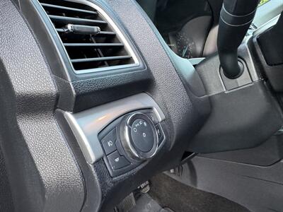 2017 Ford Explorer XLT   - Photo 36 - Studio City, CA 91604