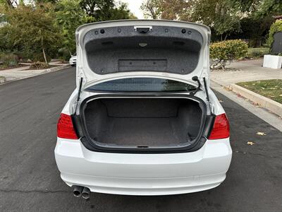 2011 BMW 328i   - Photo 37 - Studio City, CA 91604