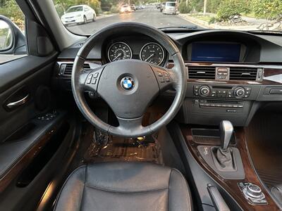 2011 BMW 328i   - Photo 18 - Studio City, CA 91604