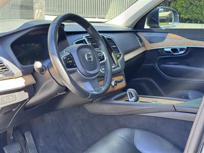 2022 Volvo XC90 Recharge T8 Inscription Expression   - Photo 26 - Studio City, CA 91604
