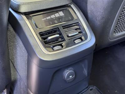 2022 Volvo XC90 Recharge T8 Inscription Expression   - Photo 48 - Studio City, CA 91604