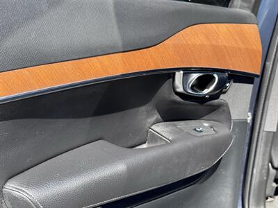 2022 Volvo XC90 Recharge T8 Inscription Expression   - Photo 45 - Studio City, CA 91604