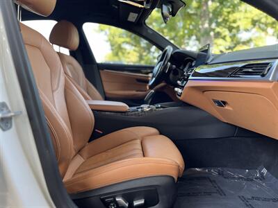 2018 BMW 530e iPerformance   - Photo 55 - Studio City, CA 91604