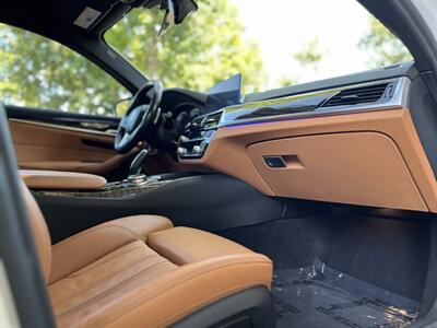 2018 BMW 530e iPerformance   - Photo 56 - Studio City, CA 91604