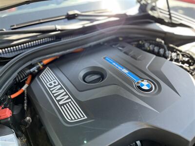 2018 BMW 530e iPerformance   - Photo 27 - Studio City, CA 91604