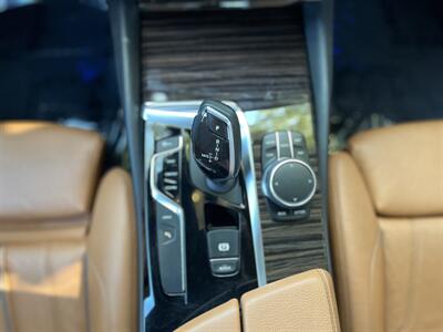 2018 BMW 530e iPerformance   - Photo 44 - Studio City, CA 91604