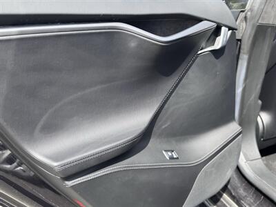 2018 Tesla Model S 75D   - Photo 43 - Studio City, CA 91604