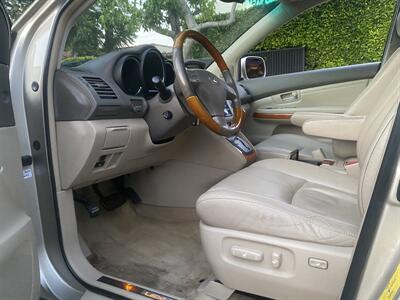2004 Lexus RX 330   - Photo 19 - Studio City, CA 91604