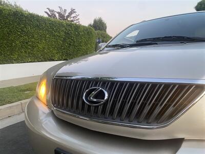 2004 Lexus RX 330   - Photo 4 - Studio City, CA 91604