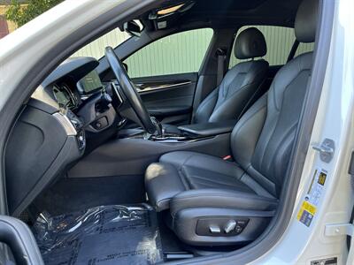 2018 BMW 5 Series 530e iPerformance   - Photo 29 - Studio City, CA 91604