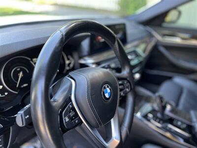 2018 BMW 5 Series 530e iPerformance   - Photo 33 - Studio City, CA 91604